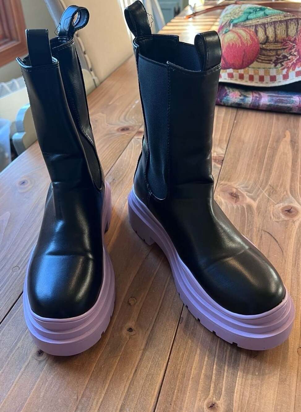 Azalea Wang Ghosted Flatform Chelsea Boot Size 7.5